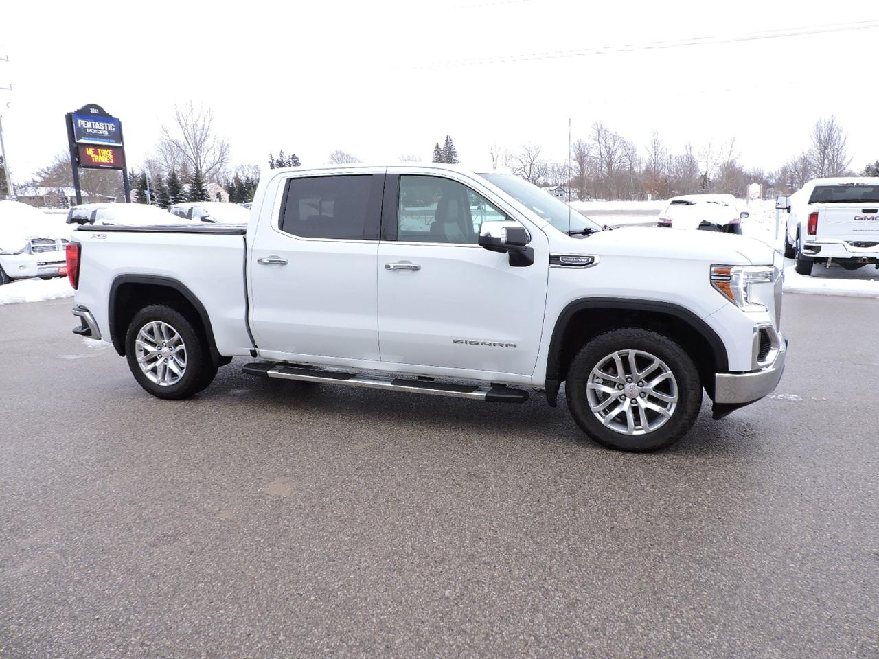 2021 GMC Sierra 1500 SLT 5.3L 4X4 Leather Navigation Well Maintained Photo2