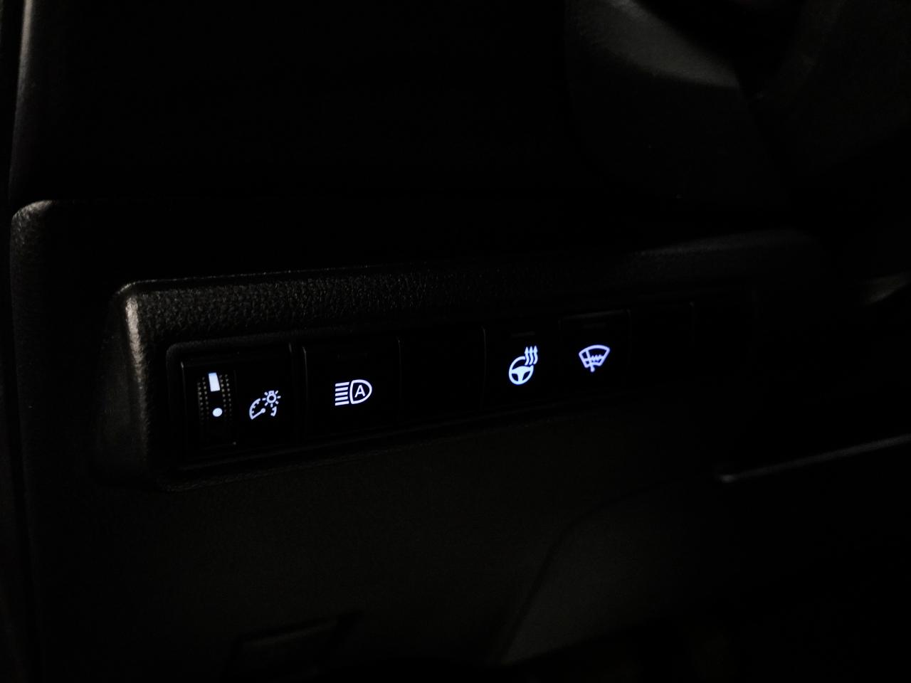 2020 Toyota Corolla SE | Sunroof | ACC | BSM | Heated Seats | CarPlay