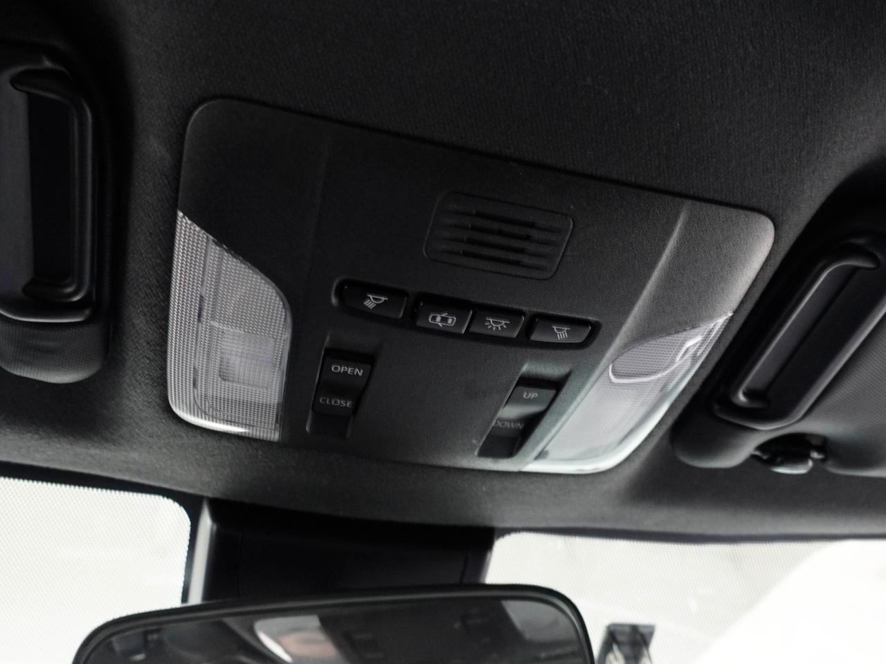 2020 Toyota Corolla SE | Sunroof | ACC | BSM | Heated Seats | CarPlay