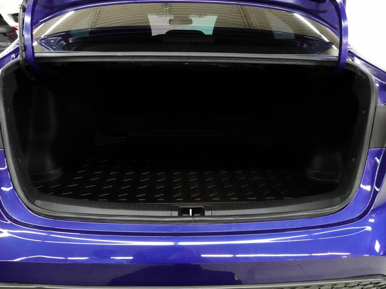 2020 Toyota Corolla SE | Sunroof | ACC | BSM | Heated Seats | CarPlay