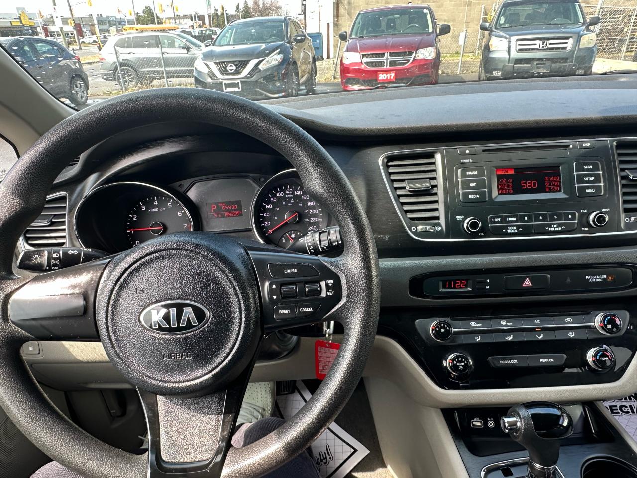 2016 Kia Sedona  - Photo #19