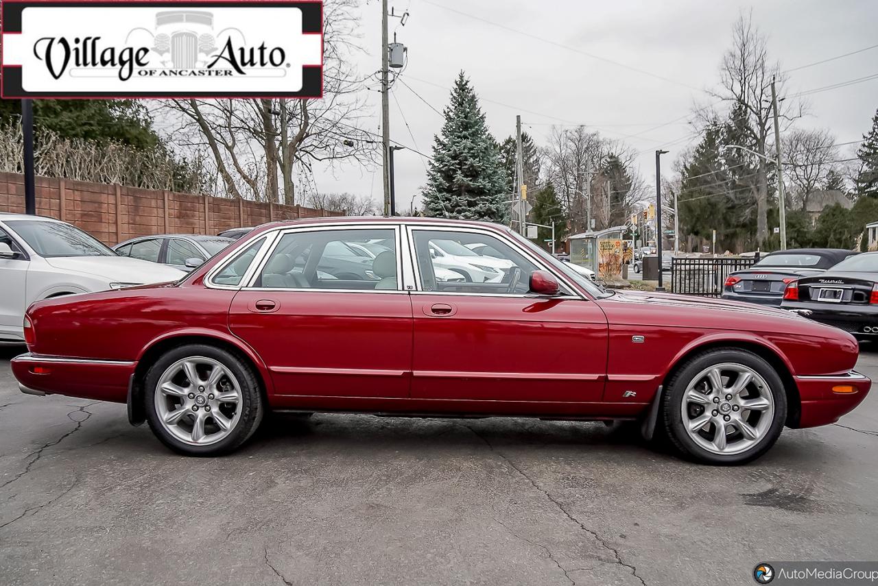 2000 Jaguar XJR 4dr Sdn Supercharged, XJR - Photo #4