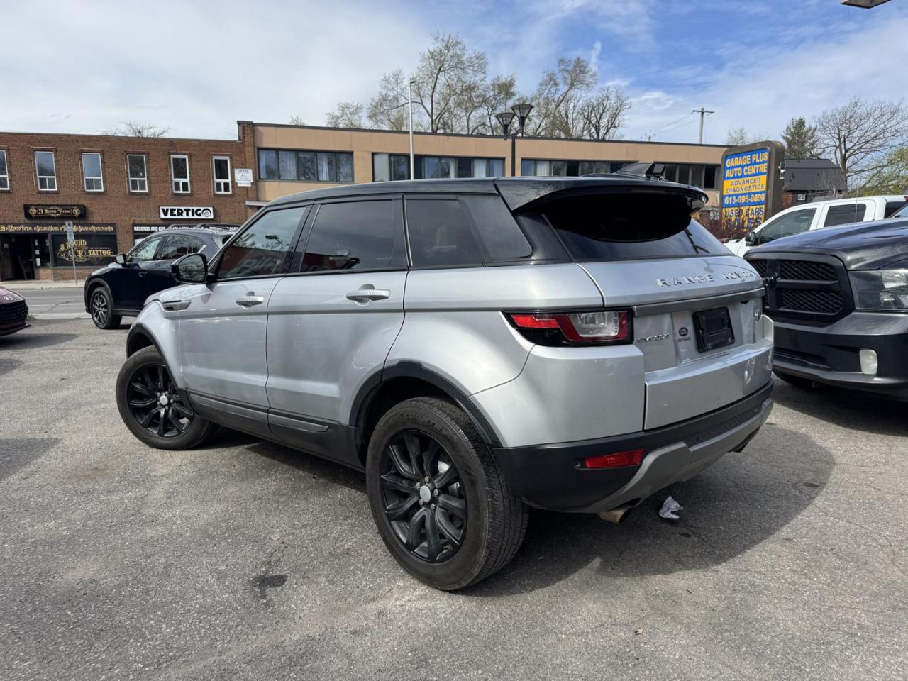 2016 Land Rover Evoque SE - Photo #3