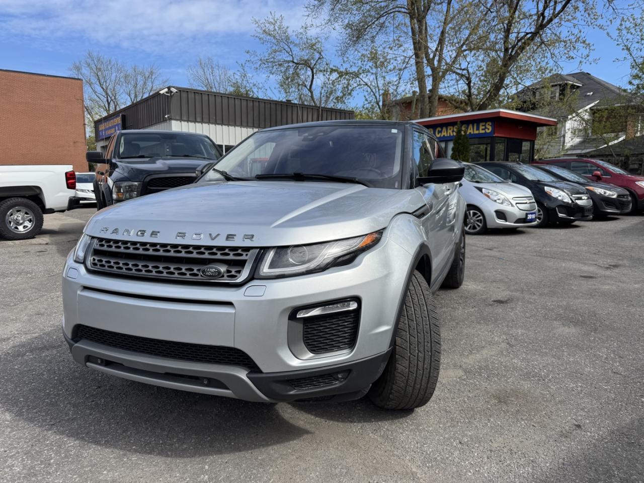 2016 Land Rover Evoque SE - Photo #2
