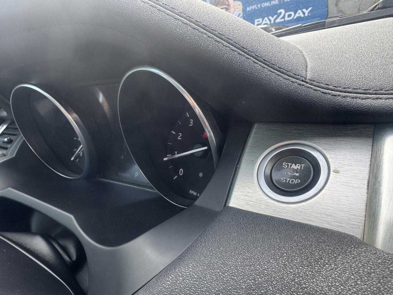 2016 Land Rover Evoque SE - Photo #13