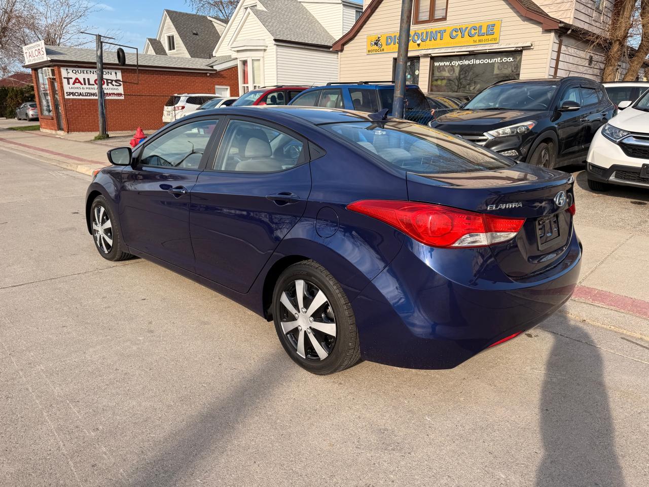 2013 Hyundai Elantra 4dr Sdn Auto - Photo #13