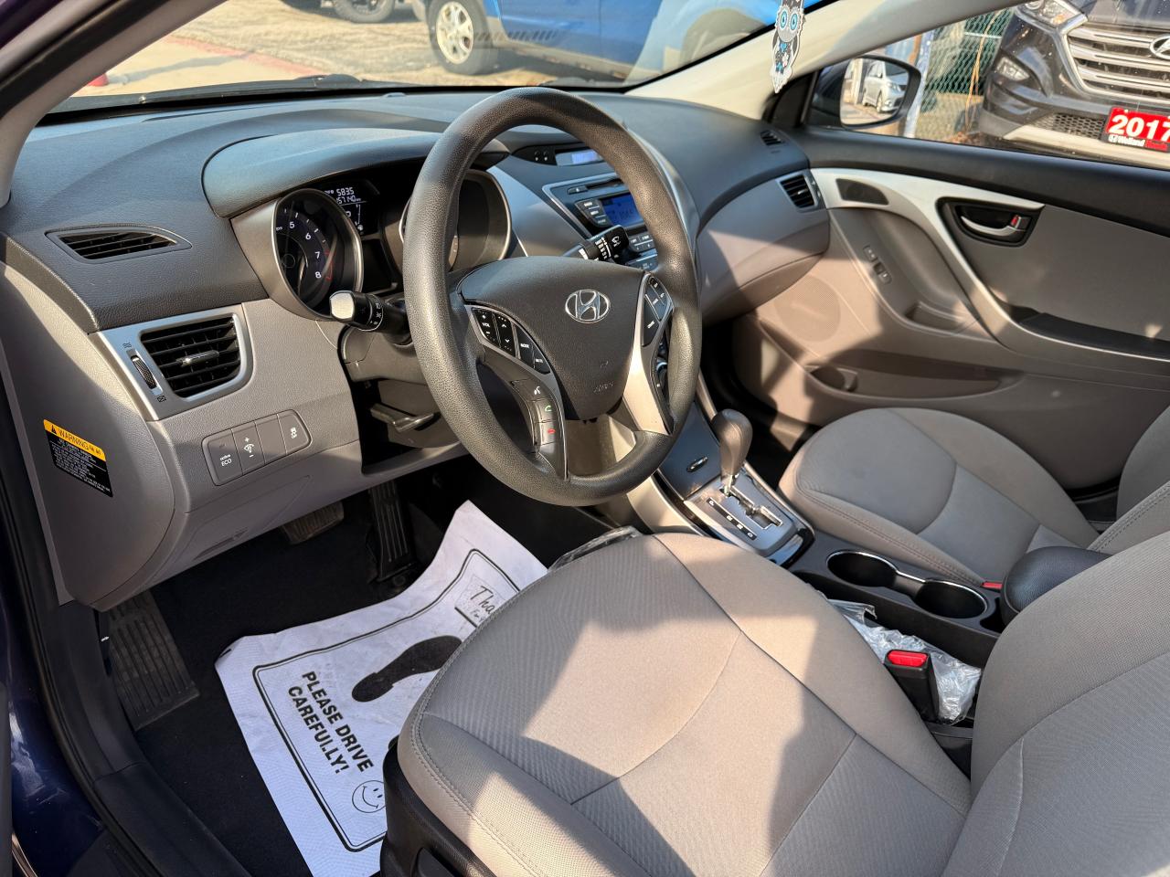 2013 Hyundai Elantra 4dr Sdn Auto - Photo #16
