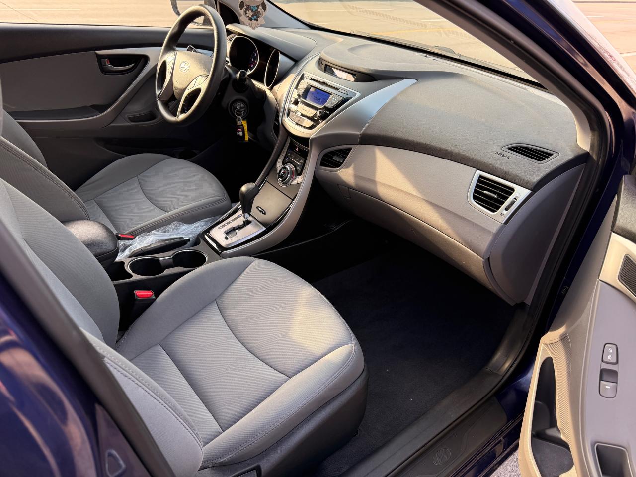 2013 Hyundai Elantra 4dr Sdn Auto - Photo #22