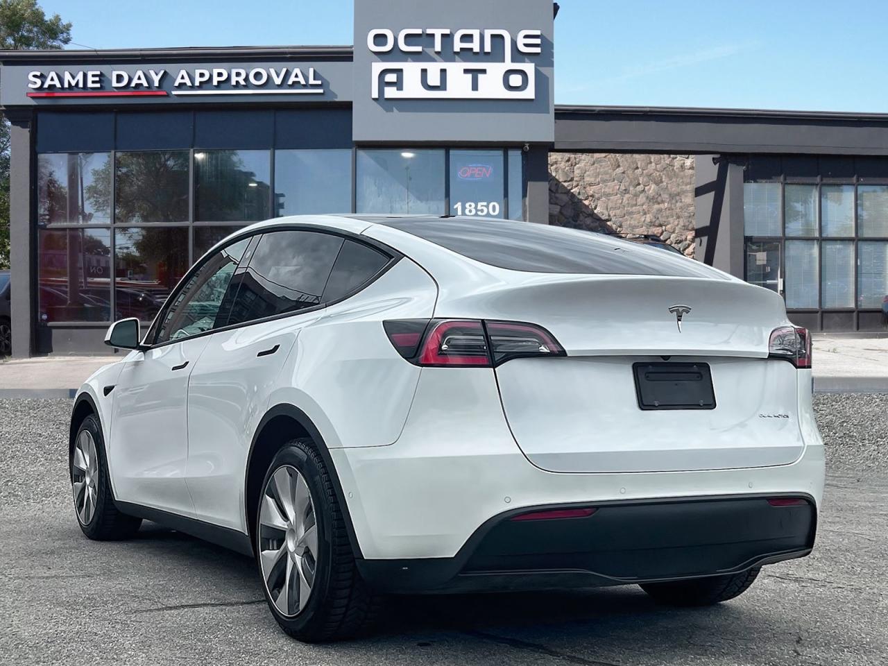 2021 Tesla Model Y LONG RANGE - Photo #5