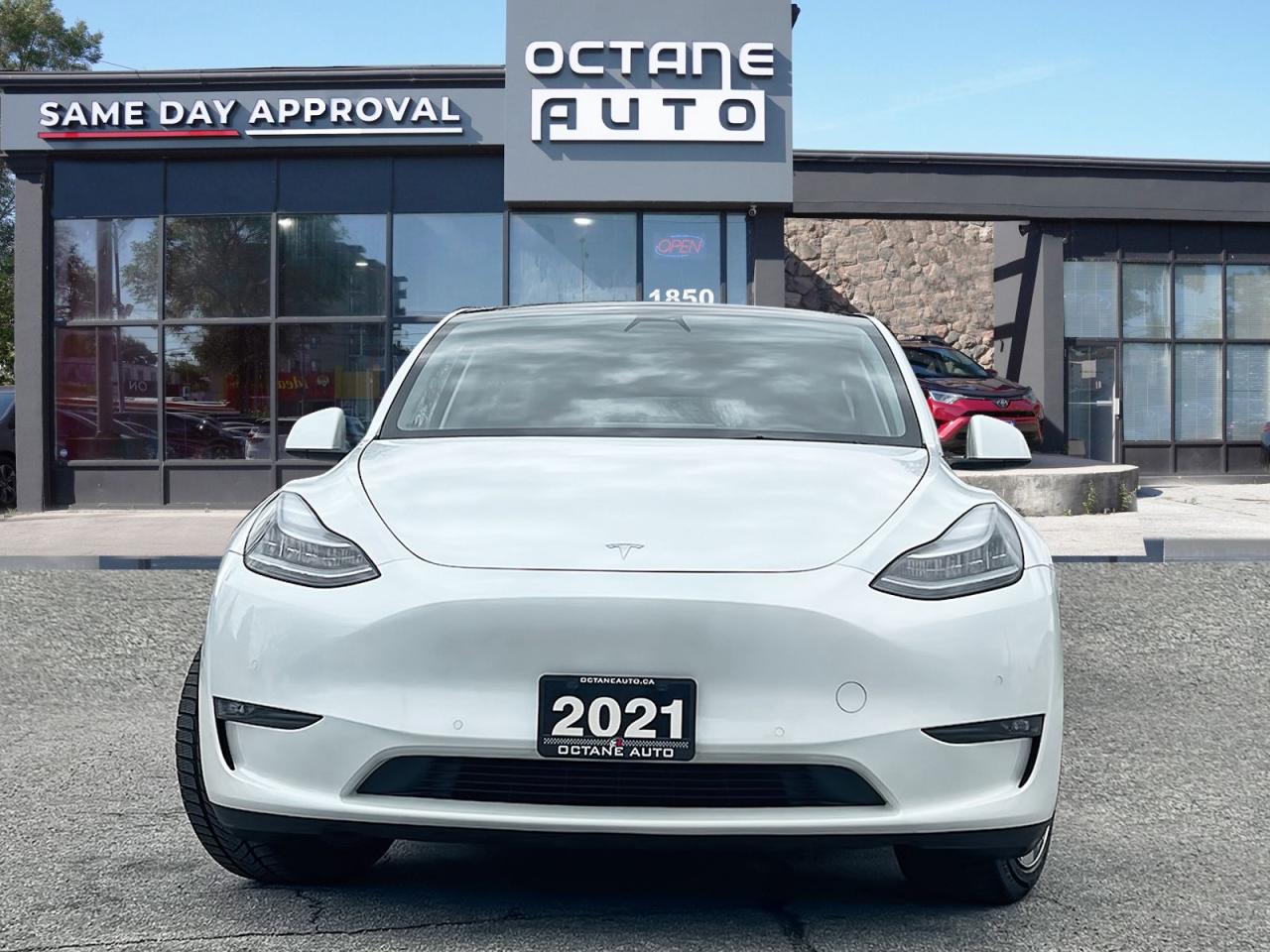 2021 Tesla Model Y LONG RANGE - Photo #2