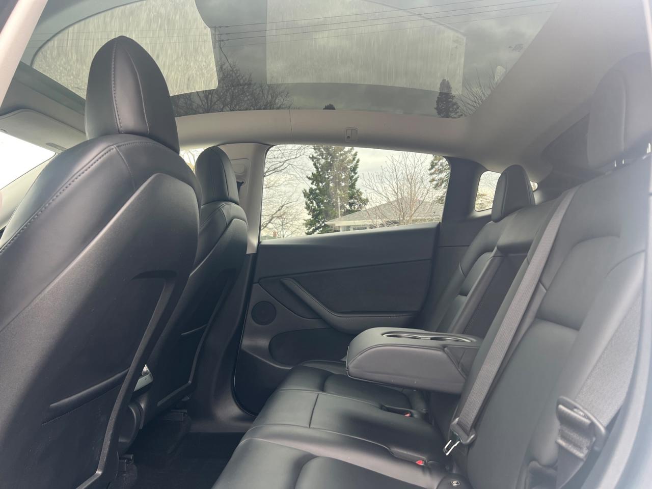 2021 Tesla Model Y Long Range AWD - Photo #13