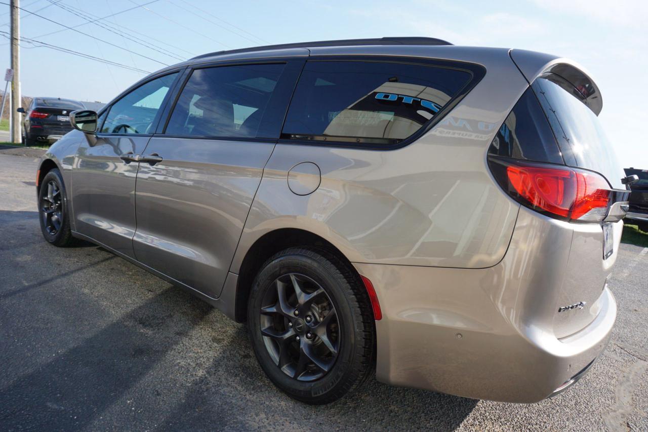 2018 Chrysler Pacifica V6 TOURING-L PLUS S CERTIFIED *FREE ACCIDENT* NAVI 360 CAMERA DVD PANO ROOF HEATED LEATHER P,SENSORS - Photo #3