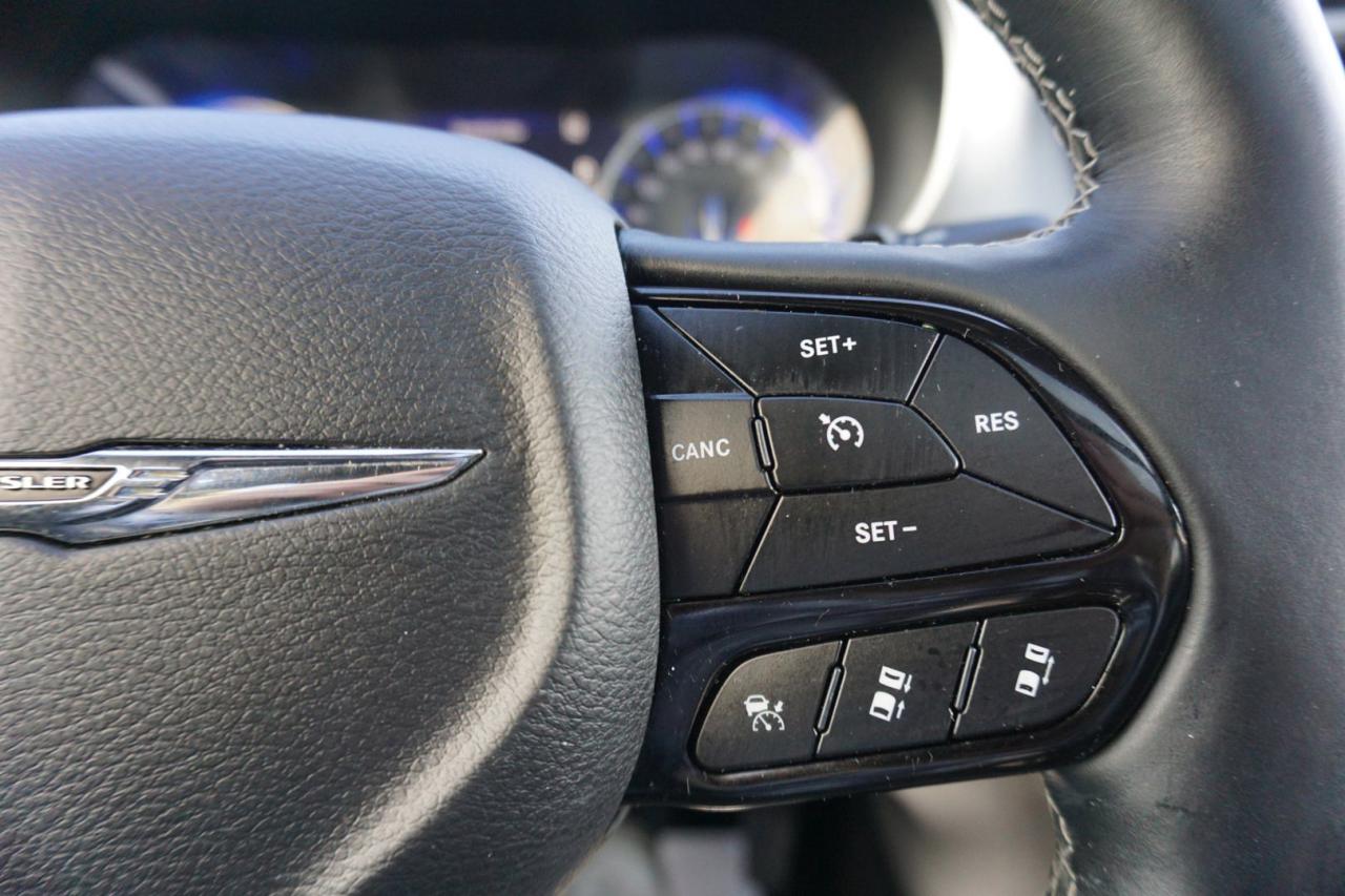 2018 Chrysler Pacifica V6 TOURING-L PLUS S CERTIFIED *FREE ACCIDENT* NAVI 360 CAMERA DVD PANO ROOF HEATED LEATHER P,SENSORS - Photo #37