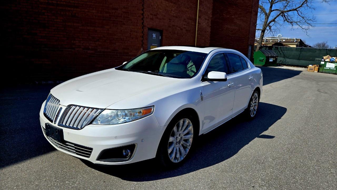 2011 Lincoln MKS 