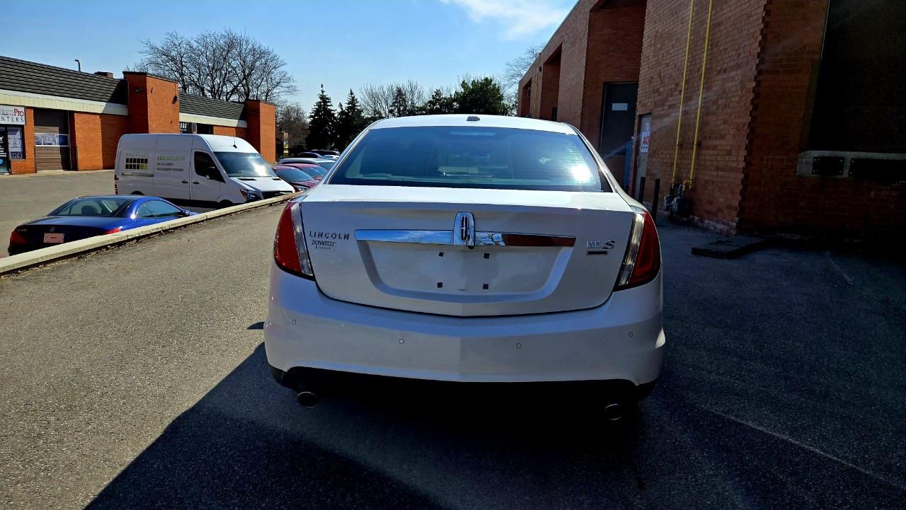 2011 Lincoln MKS 4DR SDN 3.5L AWD - Photo #6