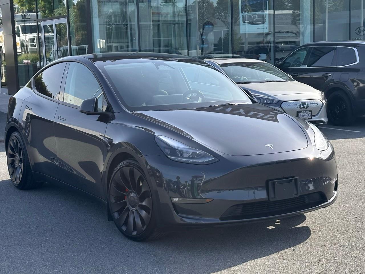 Used 2024 Tesla Model Y Performance PERFORMANCE AWD for sale in Abbotsford, BC