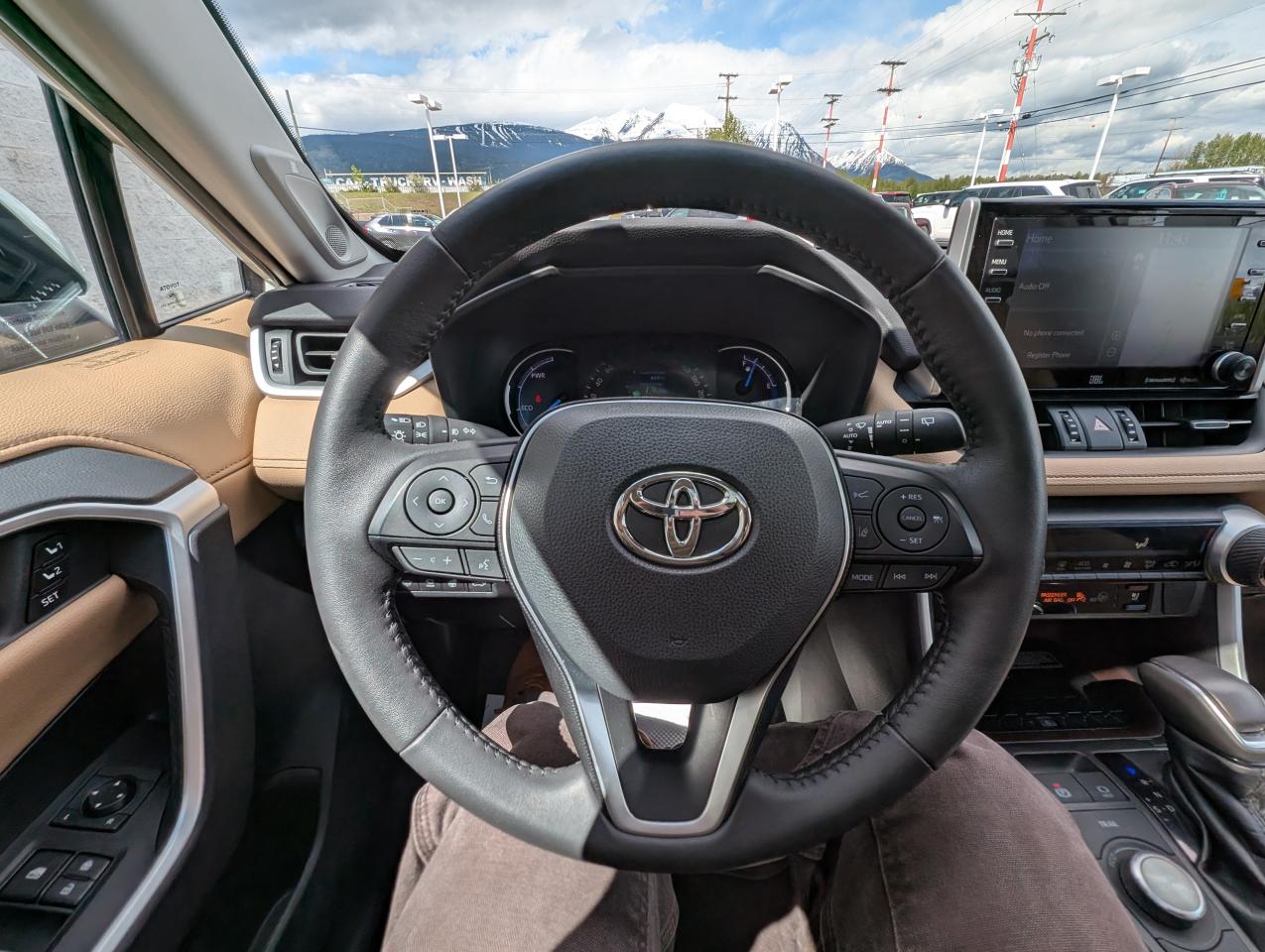 2020 Toyota RAV4 Hybrid Limited Photo