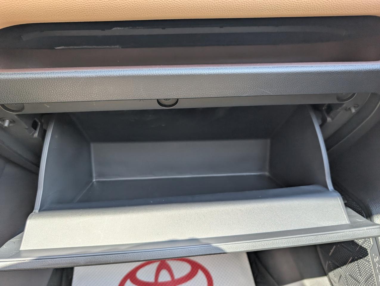 2020 Toyota RAV4 Hybrid Limited Photo