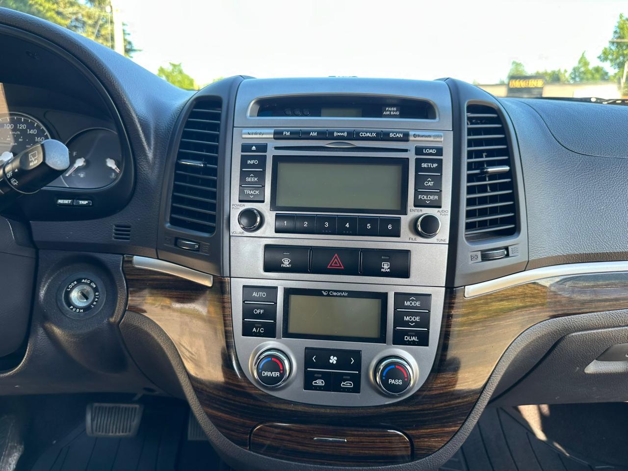 2010 Hyundai Santa Fe AWD 4dr V6 Auto Limited - Photo #22
