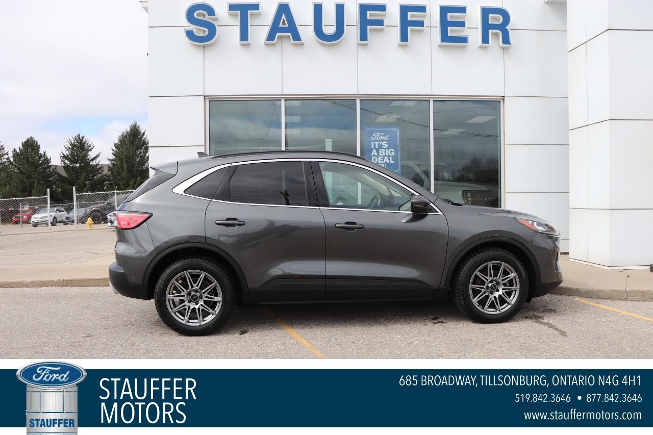 Used 2020 Ford Escape TITANIUM HYBRID AWD for sale in Tillsonburg, ON