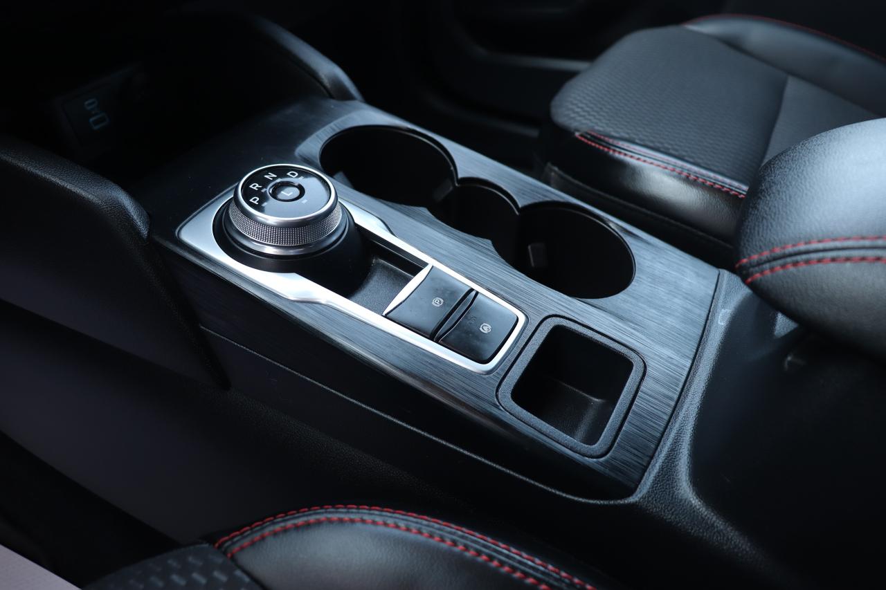 2023 Ford Escape ST-Line Select AWD Photo5