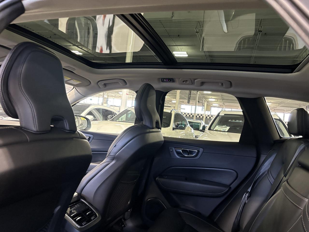 2021 Volvo XC60 T6 Inscription|AWD|NAV|HARMANKARDON|LEATHER|PANO|+ - Photo #8