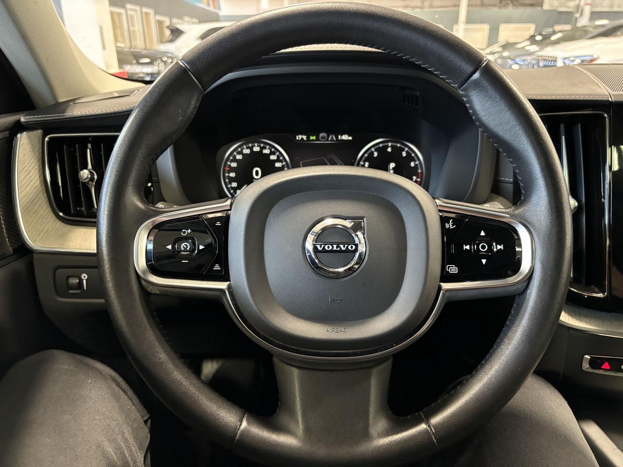 2021 Volvo XC60 T6 Inscription|AWD|NAV|HARMANKARDON|LEATHER|PANO|+ - Photo #34
