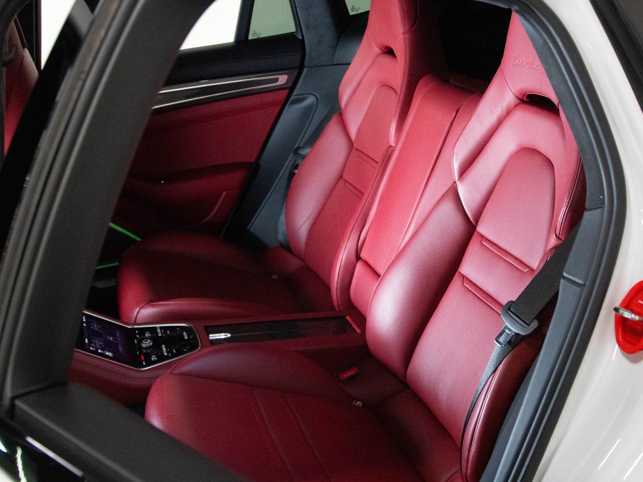 2018 Porsche Panamera TURBO S | E-HYBRID | PREM PLUS PKG | 21 IN WHEELS Photo