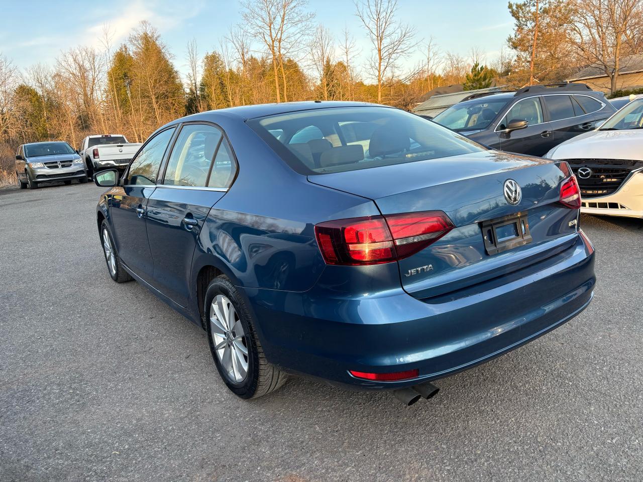 2016 Volkswagen Jetta Trendline - Photo #7