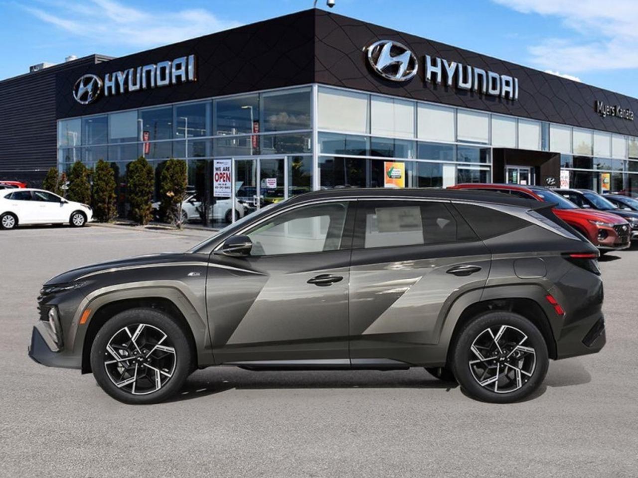 2025 Hyundai Tucson Hybrid Ultimate AWD  - Sunroof - $172.02 /Wk Photo2