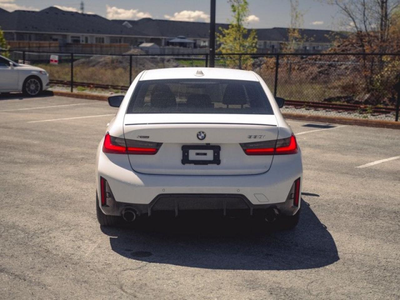 2023 BMW 3 Series 330i xDrive  **M SPORT PRO PKG** Photo3