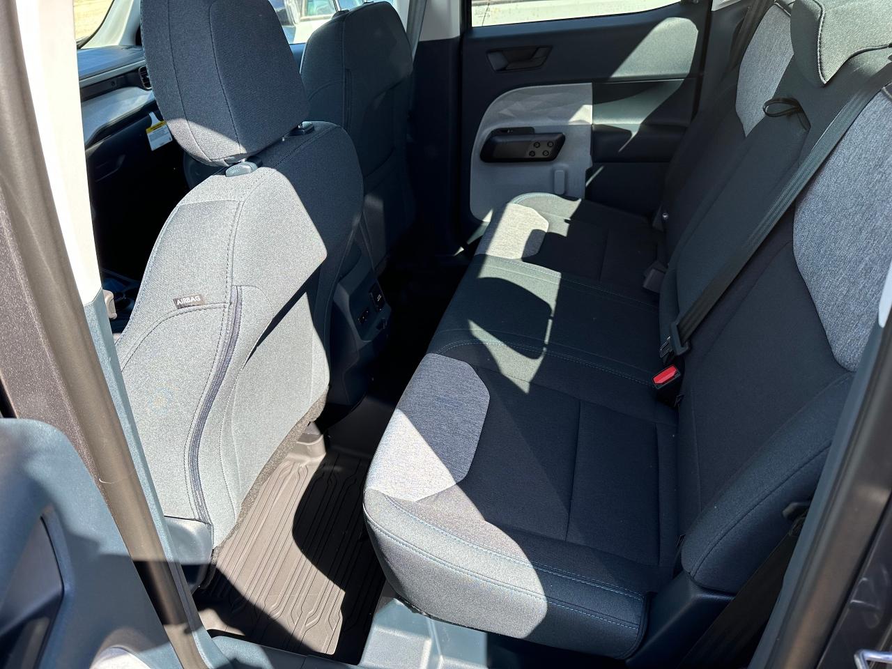 2025 Ford Maverick XLT AWD SuperCrew 302A Photo5
