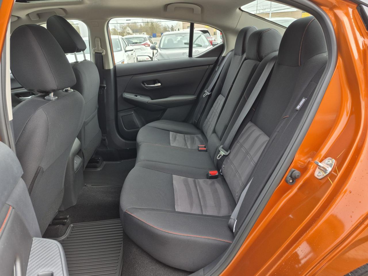 2025 Nissan Sentra SR Photo32