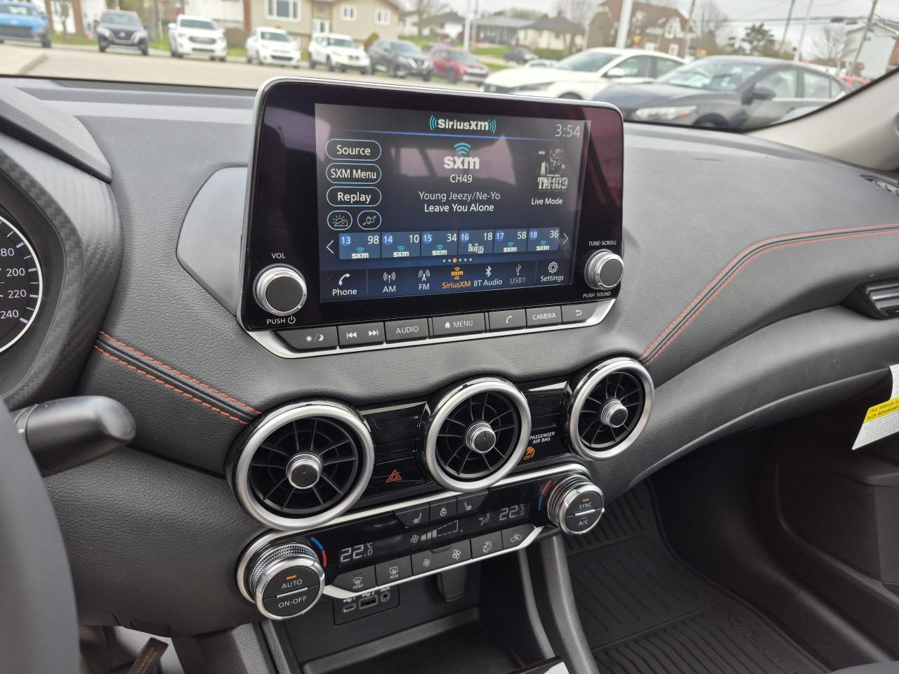 2025 Nissan Sentra SR Photo27
