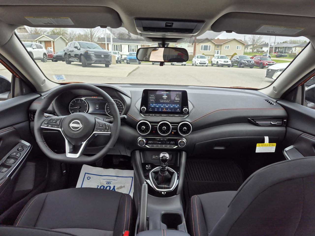 2025 Nissan Sentra SR Photo33