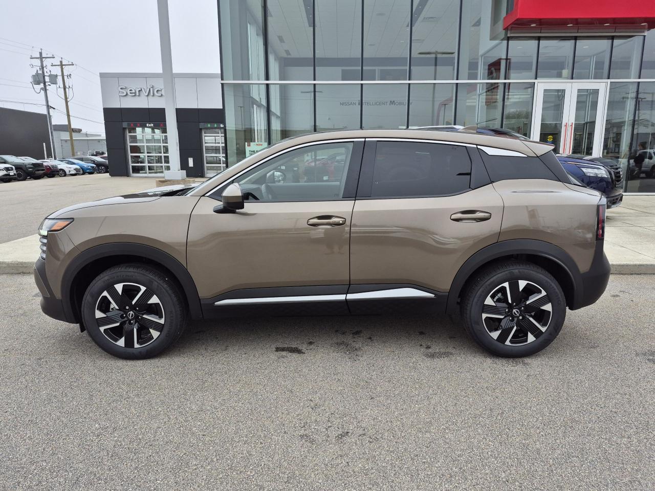 2025 Nissan Kicks SV Photo3
