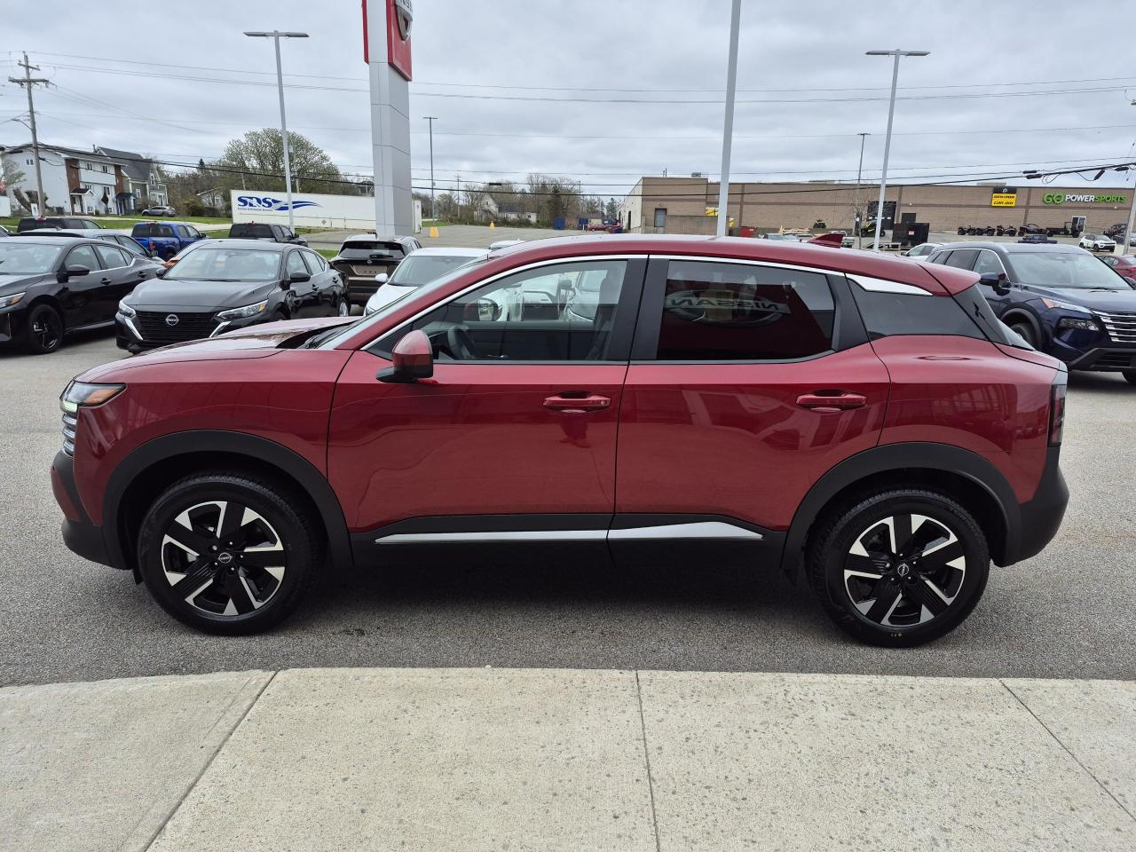 2025 Nissan Kicks SV Photo19