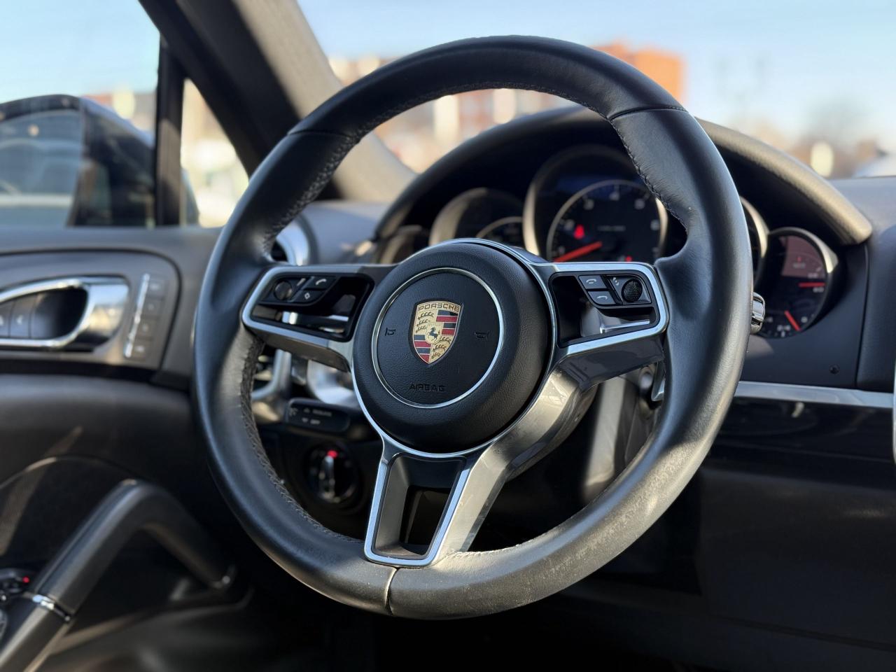 2017 Porsche Cayenne | PREMIUM | BOSE SOUND | PANO | NAVI | LOADED - Photo #17