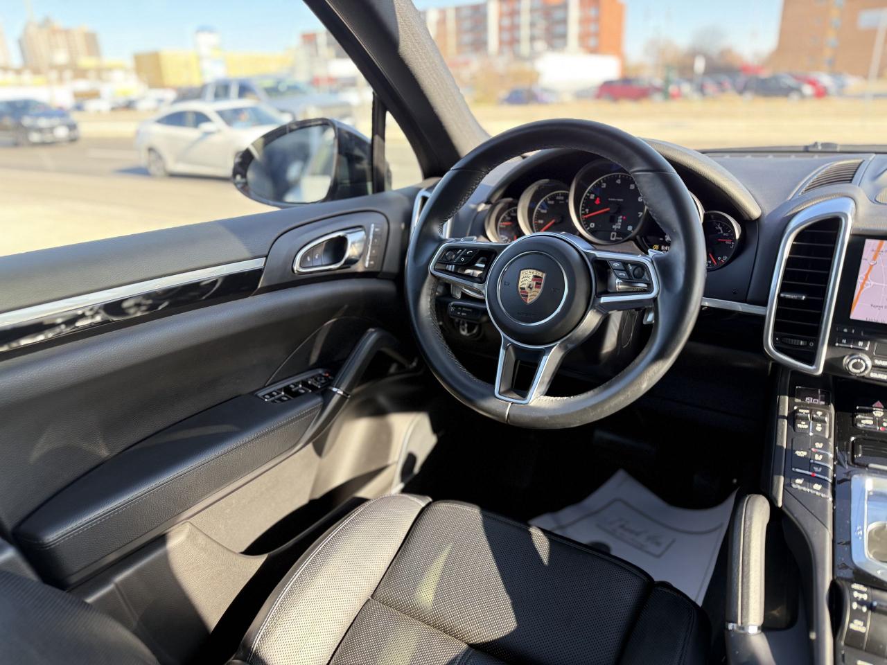 2017 Porsche Cayenne | PREMIUM | BOSE SOUND | PANO | NAVI | LOADED - Photo #15