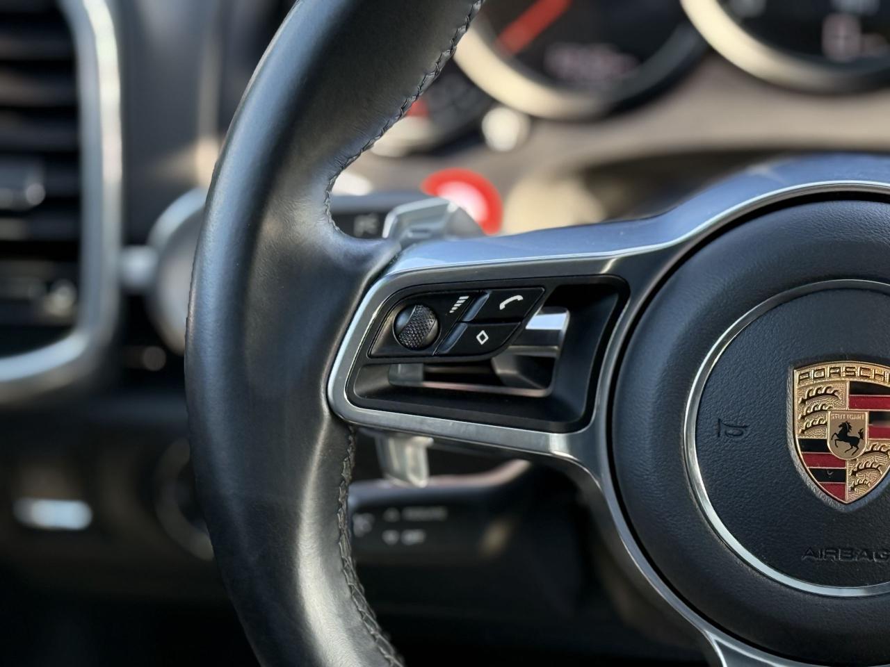 2017 Porsche Cayenne | PREMIUM | BOSE SOUND | PANO | NAVI | LOADED - Photo #19