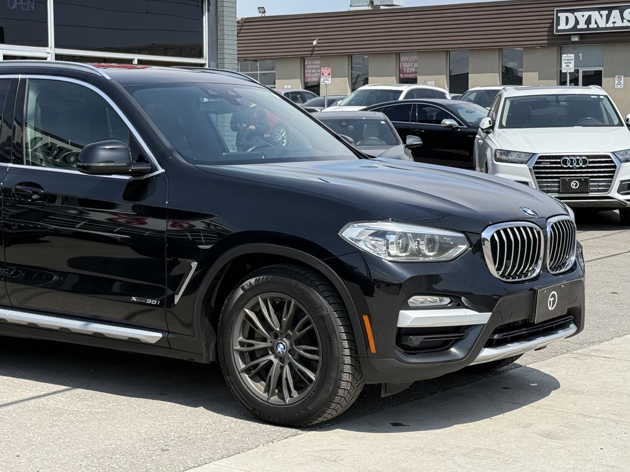 2018 BMW X3 | PREMIUM | PANO | APPLE CARPLAY | LOADED - Photo #8