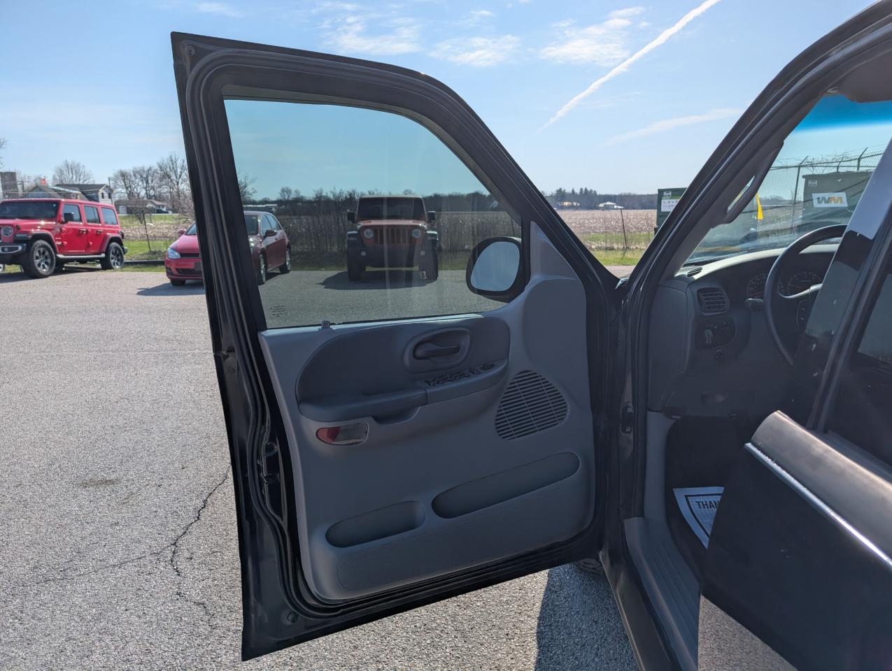 2001 Ford F-150  - Photo #12