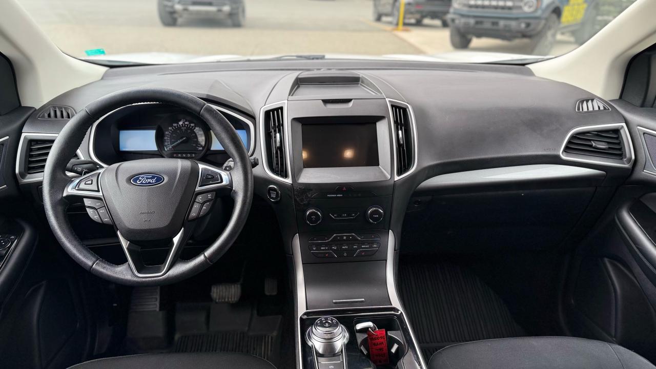 2020 Ford Edge  Photo5