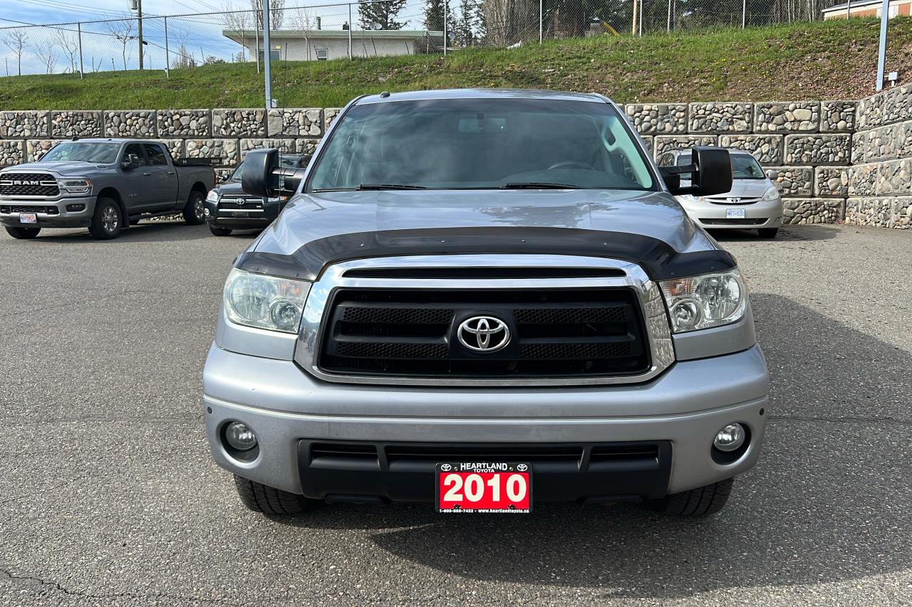 2010 Toyota Tundra 4X4 Crewmax SR5 5.7L SR5 Photo1