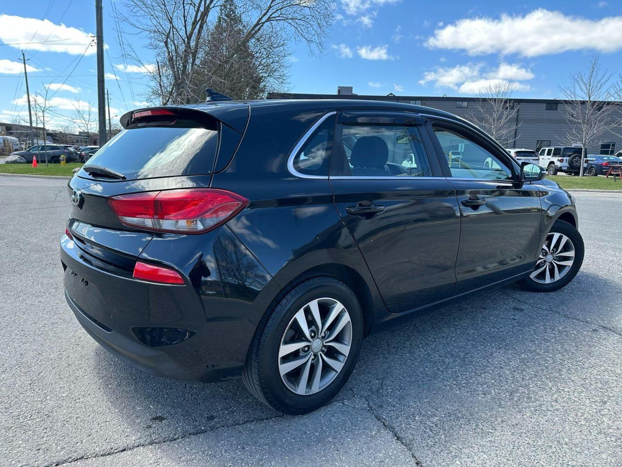 2019 Hyundai Elantra GT FULLY CERTIFIED // NO ACCIDENT // 3Y WARRANTY AVE - Photo #17