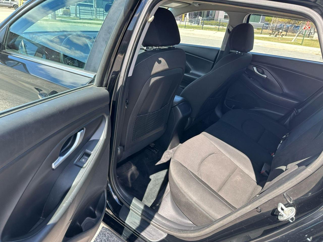 2019 Hyundai Elantra GT FULLY CERTIFIED // NO ACCIDENT // 3Y WARRANTY AVE - Photo #29