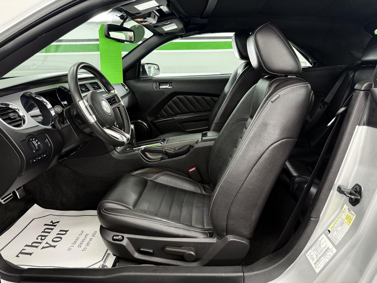 2012 Ford Mustang GT Convertible - Photo #13