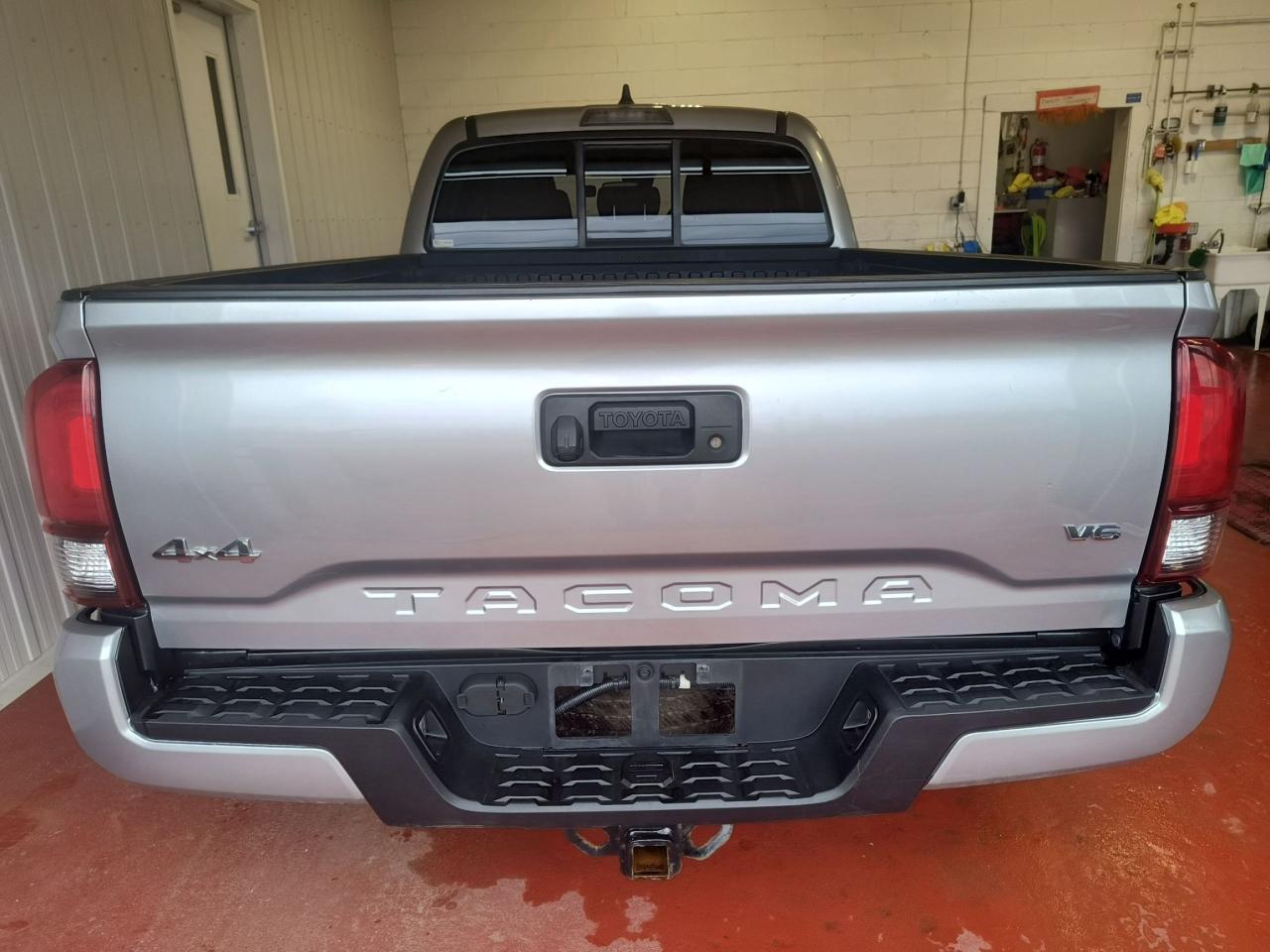 2022 Toyota Tacoma SR5 DOUBLE CAB 4X4 Photo