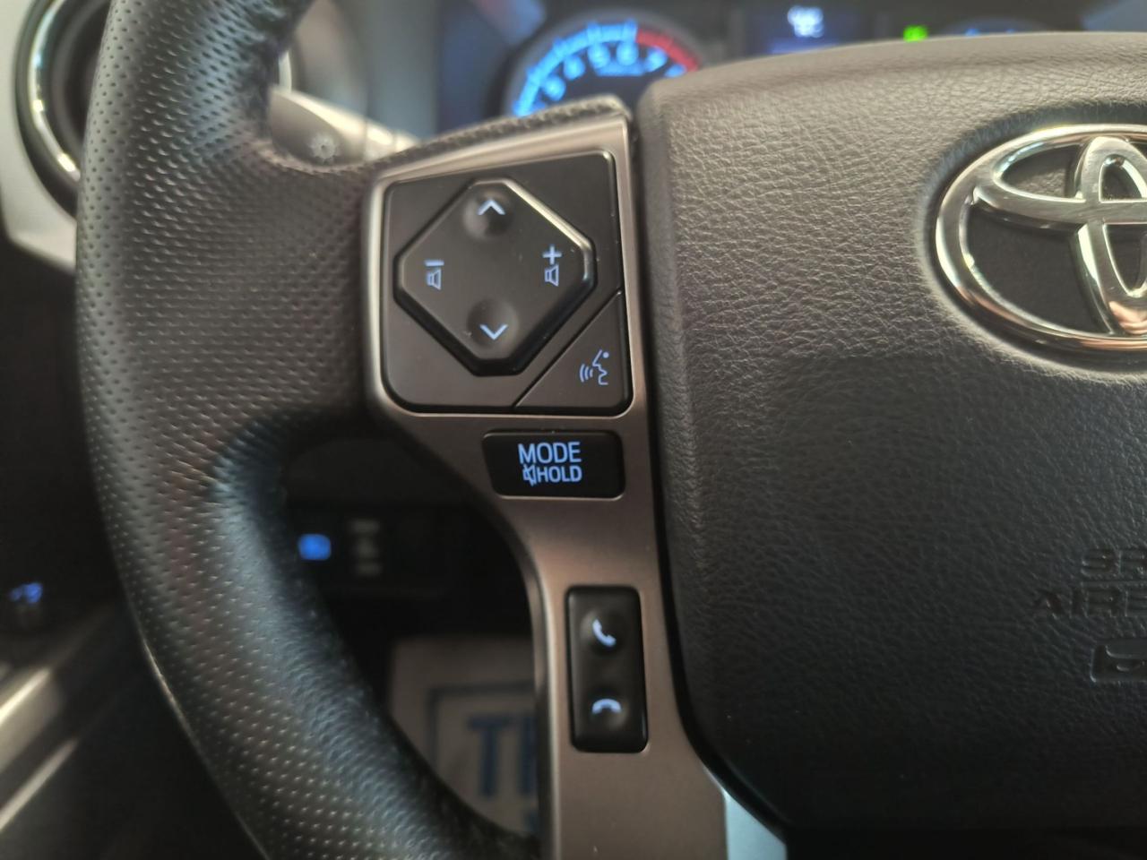 2022 Toyota Tacoma SR5 DOUBLE CAB 4X4 Photo