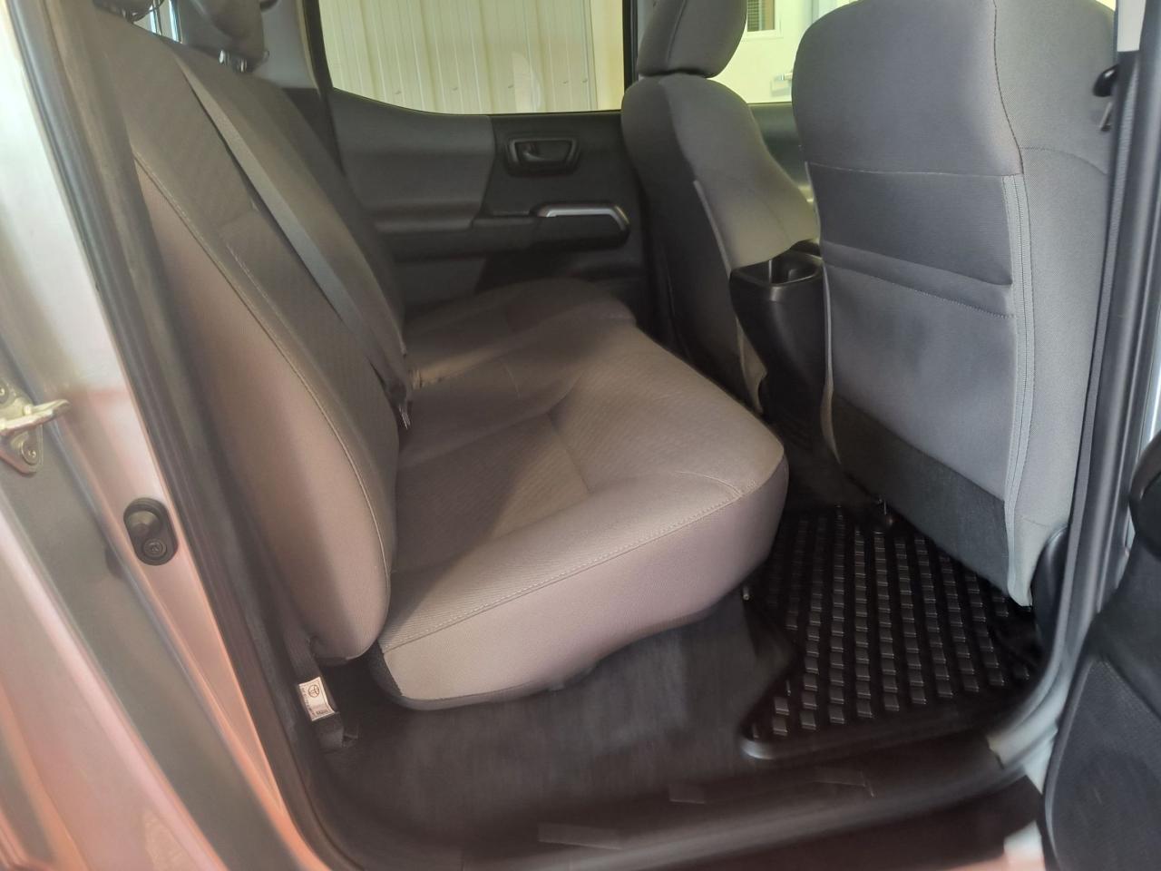 2022 Toyota Tacoma SR5 DOUBLE CAB 4X4 Photo
